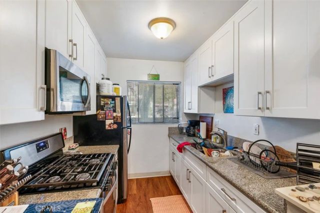 112 N Mar Vista Avenue, Pasadena, CA 91106
