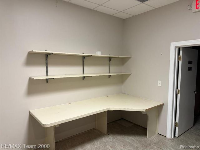 4353 Schaefer Road, Dearborn, MI 48126