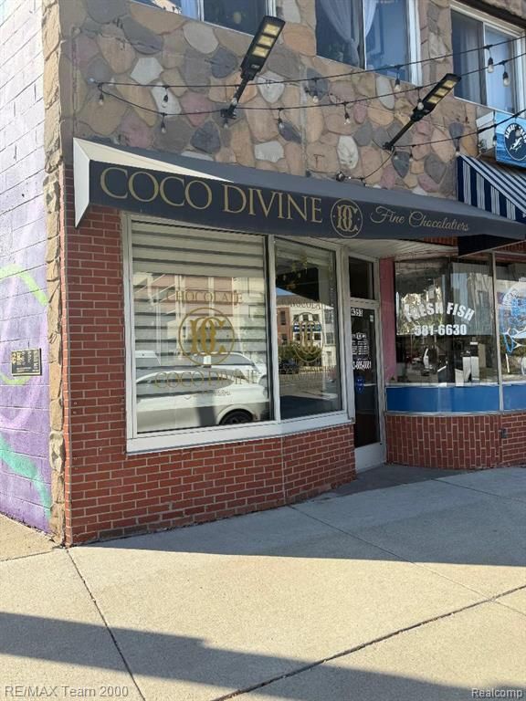 4353 Schaefer Road, Dearborn, MI 48126