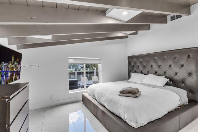 2721 Harding St, Hollywood, FL 33020