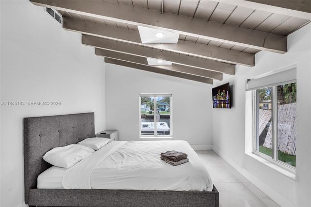 2721 Harding St, Hollywood, FL 33020