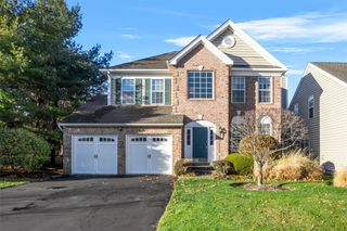 207 Roosevelt Drive, Fishkill, NY 12524