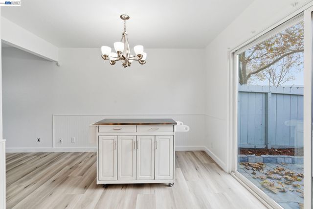 3194 Pawnee Way, Pleasanton, CA 94588