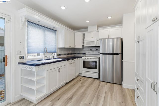 3194 Pawnee Way, Pleasanton, CA 94588