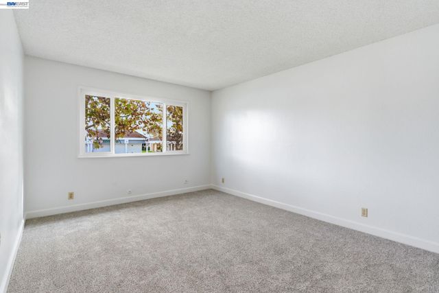 3194 Pawnee Way, Pleasanton, CA 94588