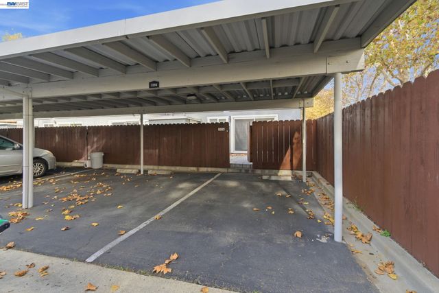3194 Pawnee Way, Pleasanton, CA 94588