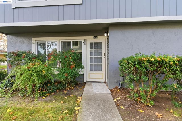 3194 Pawnee Way, Pleasanton, CA 94588