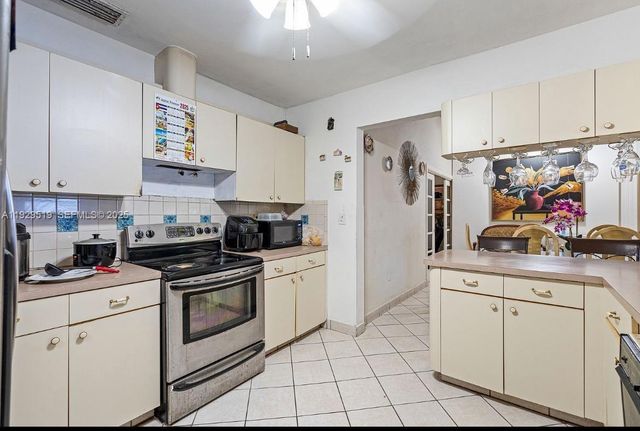 1400 SW 29th Ave, Miami, FL 33145