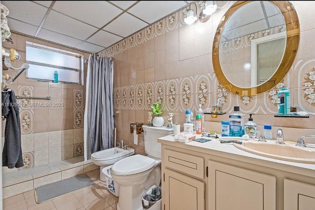 1400 SW 29th Ave, Miami, FL 33145