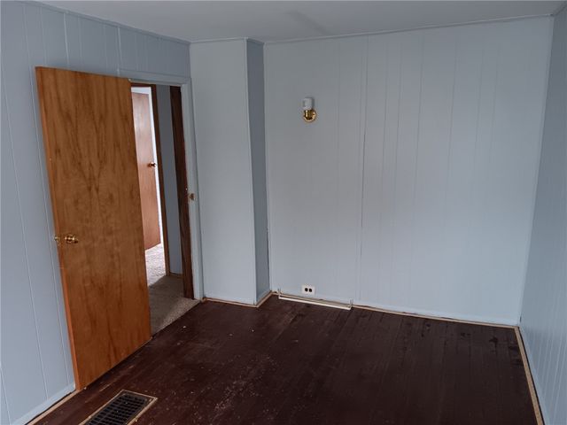 16 Wright Avenue, Auburn, NY 13021