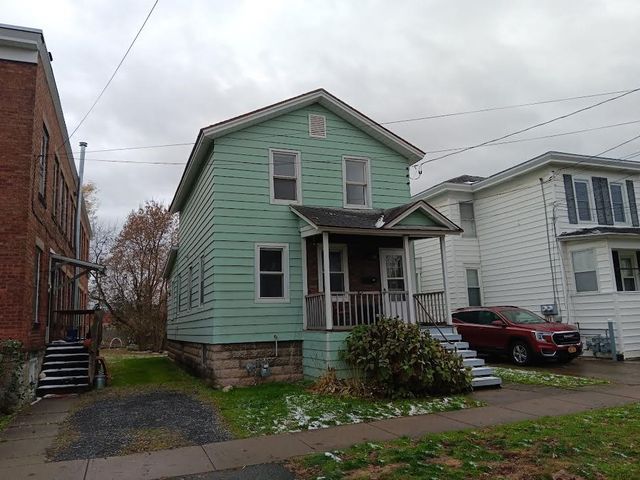 16 Wright Avenue, Auburn, NY 13021