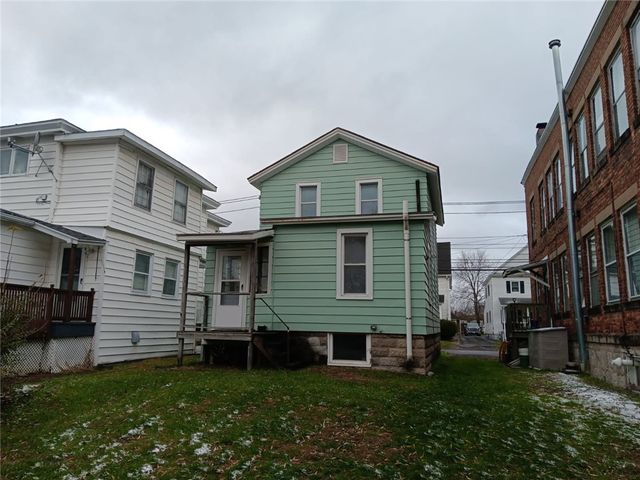 16 Wright Avenue, Auburn, NY 13021