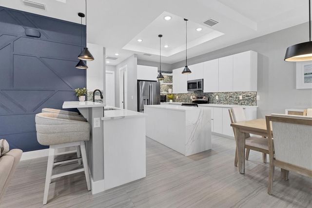 115 GREEN PINE PARK, Rotonda West, FL 33947