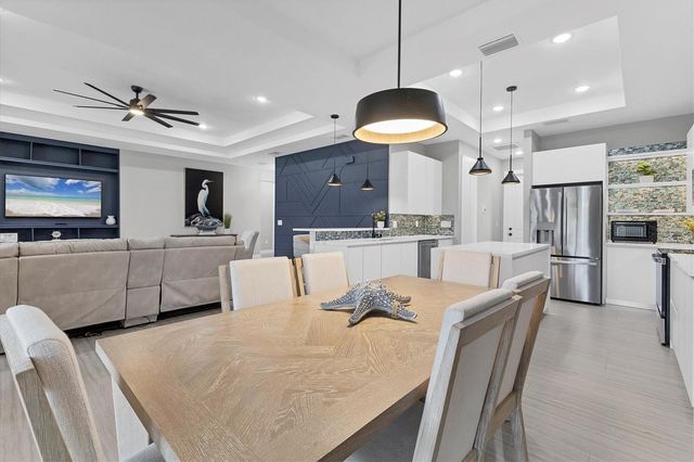 115 GREEN PINE PARK, Rotonda West, FL 33947