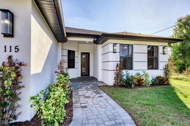 115 GREEN PINE PARK, Rotonda West, FL 33947