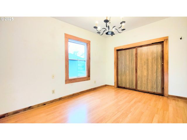 5121 Se 79TH Ave, Portland, OR 97206