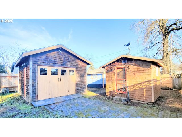 5121 Se 79TH Ave, Portland, OR 97206