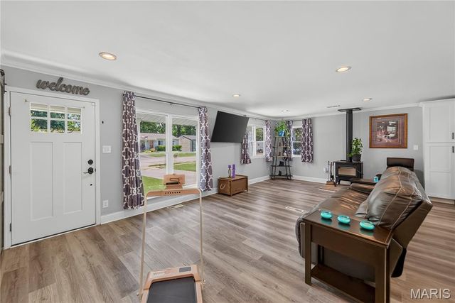 11971 Brookmont Drive, Maryland Heights, MO 63043