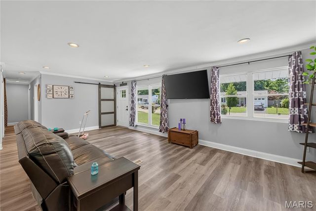 11971 Brookmont Drive, Maryland Heights, MO 63043