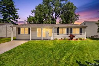 11971 Brookmont Drive, Maryland Heights, MO 63043