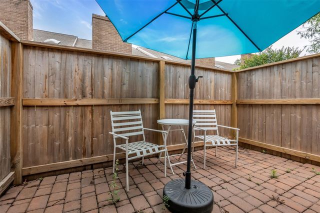 13740 Hollowgreen Drive 605, Houston, TX 77082