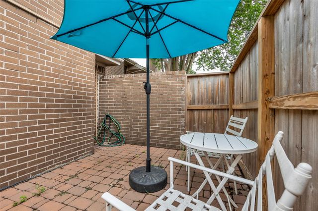 13740 Hollowgreen Drive 605, Houston, TX 77082