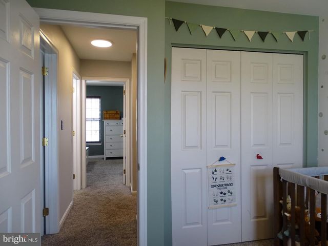 235 FISHER DR, York, PA 17404