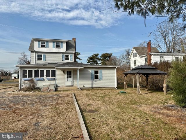 26 MARKET LN, Greenwich, NJ 08323