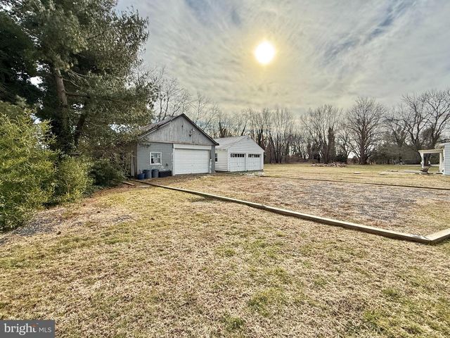 26 MARKET LN, Greenwich, NJ 08323