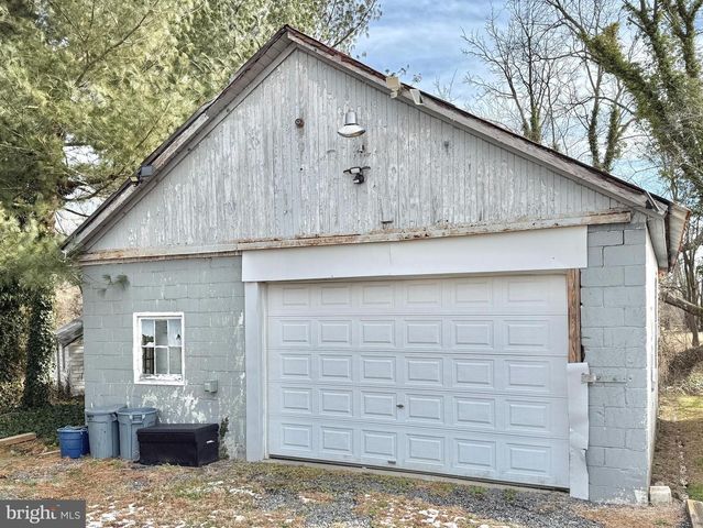 26 MARKET LN, Greenwich, NJ 08323