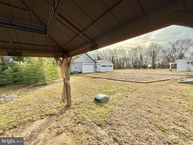 26 MARKET LN, Greenwich, NJ 08323