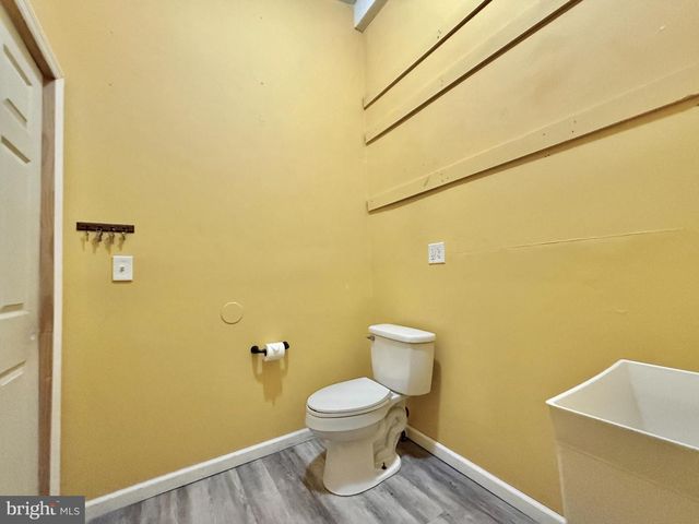 26 MARKET LN, Greenwich, NJ 08323