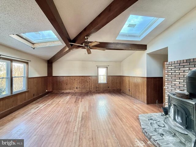 26 MARKET LN, Greenwich, NJ 08323