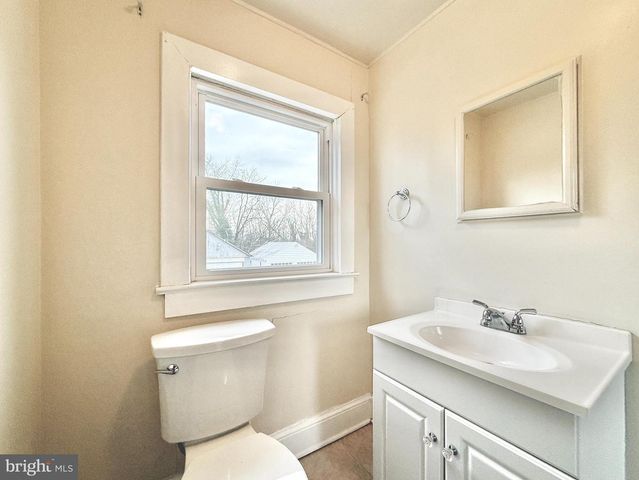 26 MARKET LN, Greenwich, NJ 08323