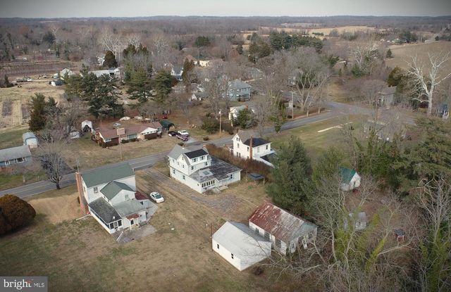 26 MARKET LN, Greenwich, NJ 08323