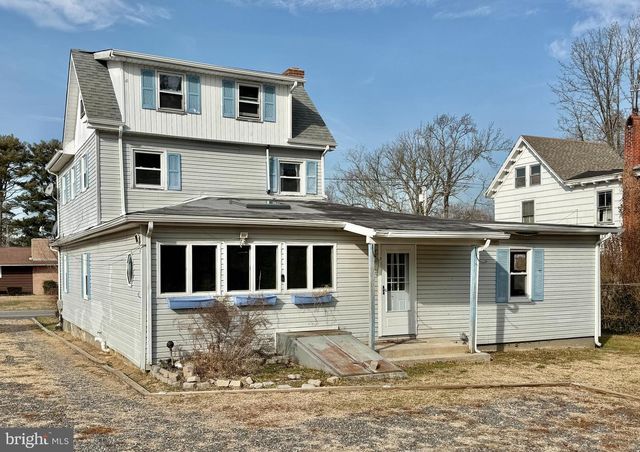 26 MARKET LN, Greenwich, NJ 08323