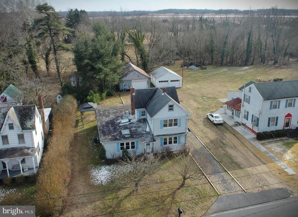 26 MARKET LN, Greenwich, NJ 08323