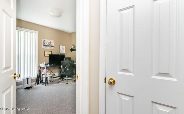 181 Eathan Ct, Mt Washington, KY 40047