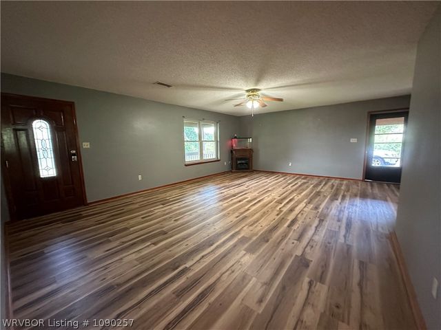 808 Excelsior Road, Greenwood, AR 72936