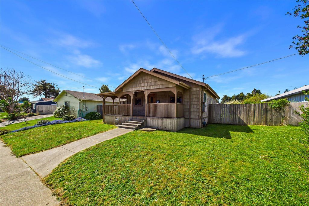 3544 G Street, Eureka, CA 95503