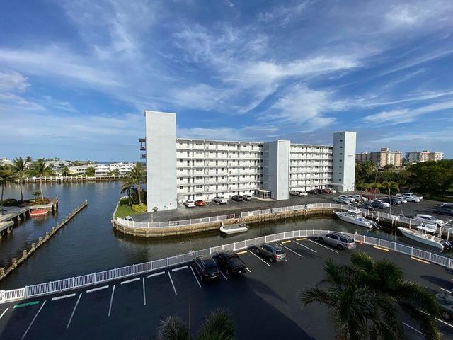 1536 SE 15th Court 202, Deerfield Beach, FL 33441
