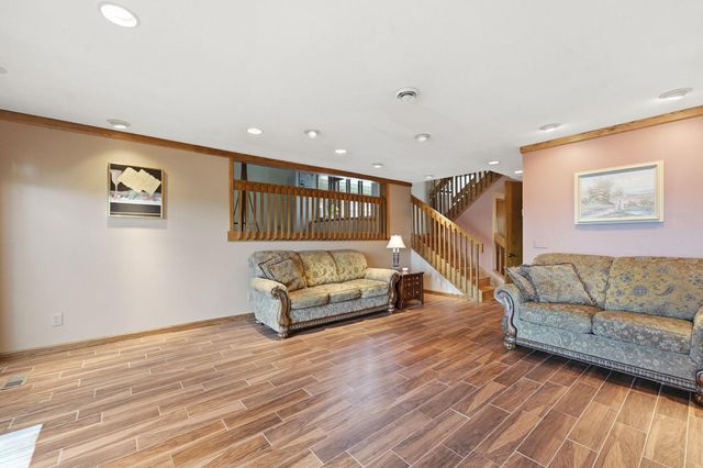23550 Melanie Trail N, Scandia, MN 55073