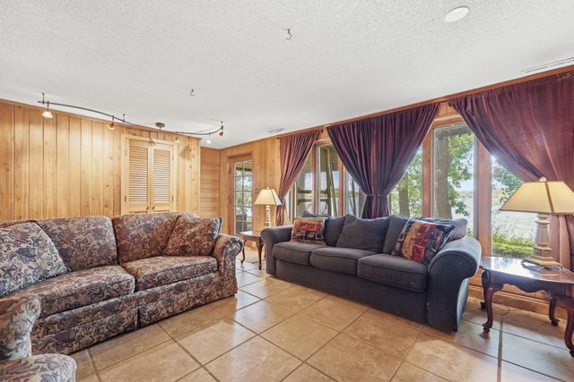 23550 Melanie Trail N, Scandia, MN 55073