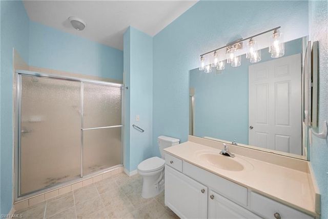 970 Peggy CIR 604, Naples, FL 34113