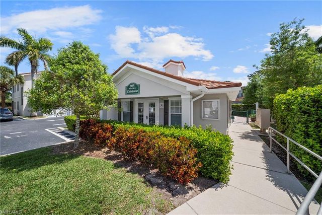 970 Peggy CIR 604, Naples, FL 34113