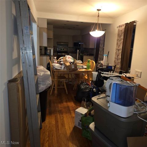 23080 Mildred Avenue, North Olmsted, OH 44070