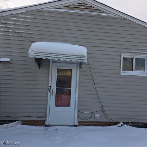 23080 Mildred Avenue, North Olmsted, OH 44070