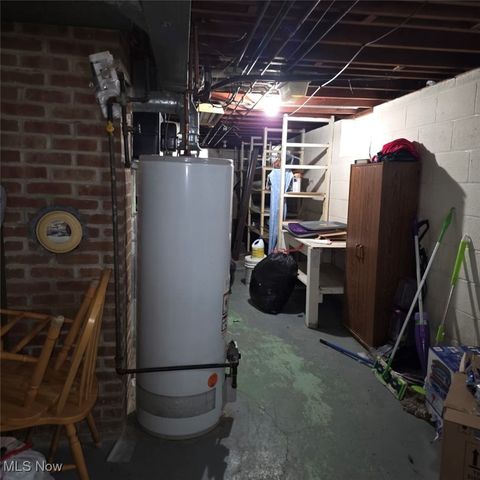 23080 Mildred Avenue, North Olmsted, OH 44070