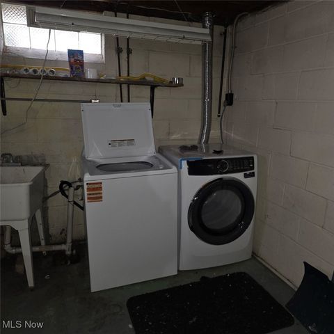 23080 Mildred Avenue, North Olmsted, OH 44070