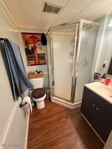 23080 Mildred Avenue, North Olmsted, OH 44070